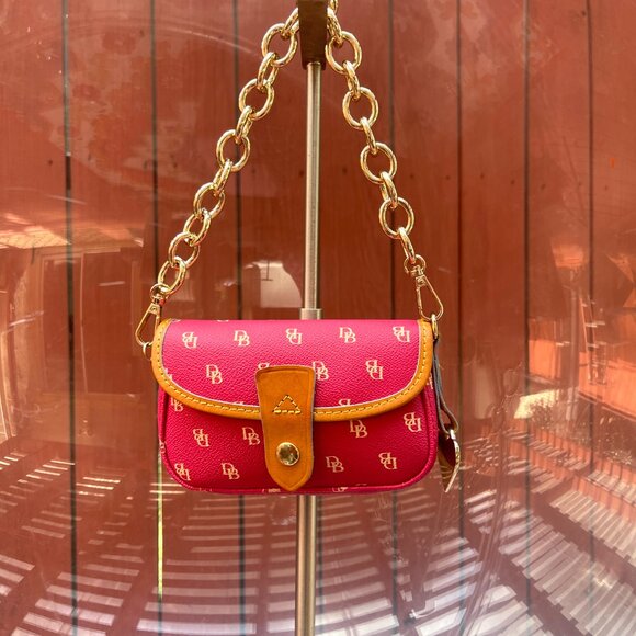 Dooney & Bourke small bag - Picture 11 of 13